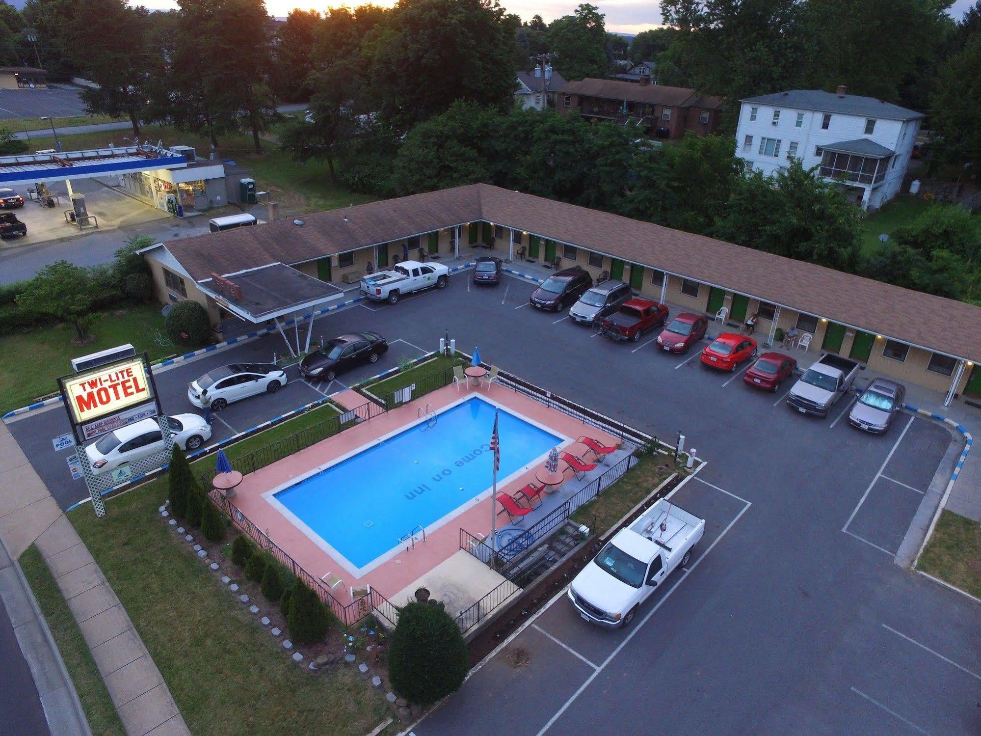 Twi-Lite Inn Front Royal Esterno foto